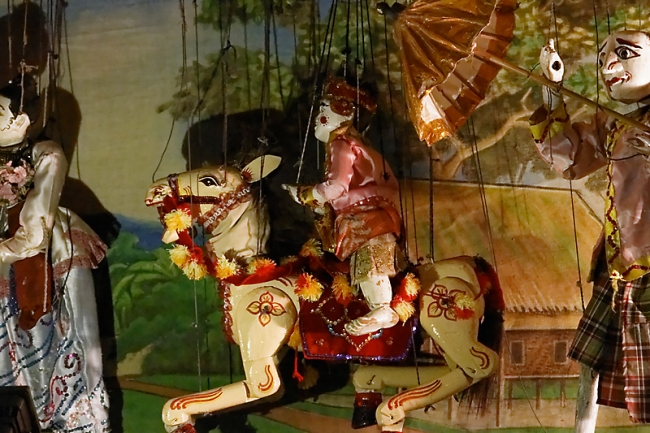 Pagan-diner marionnettes-021